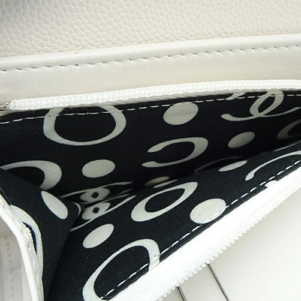 CHANEL White Caviar Leather Wallet